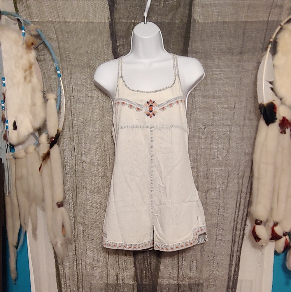 RIPCURL romper shorts/one piece